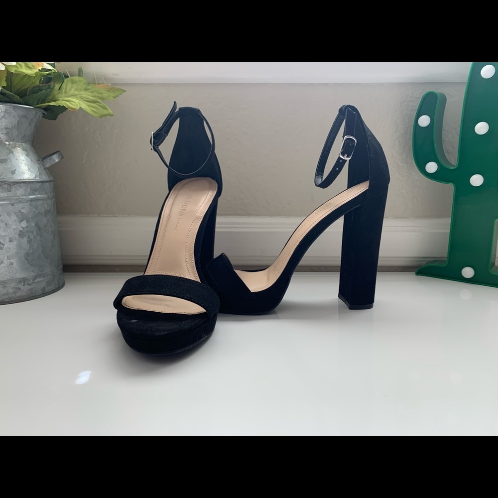 Forever 21 - Black Heels - Size 6.5
